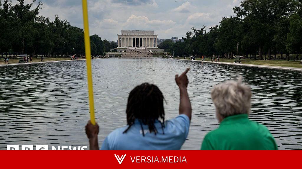 Reflecting Pool to be drained as Trump again blames 'vandals' for recent troubles